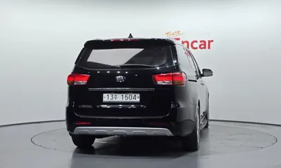 Kia Canival 2015, 223433 км, за 3900.5 USD