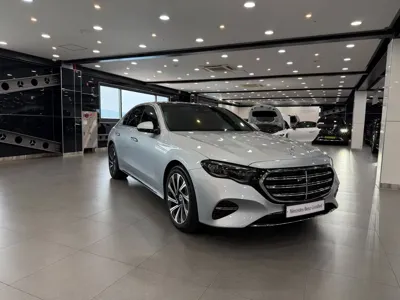Mercedes-Benz E-Class 2024, 19836 км, за 43292.61 USD