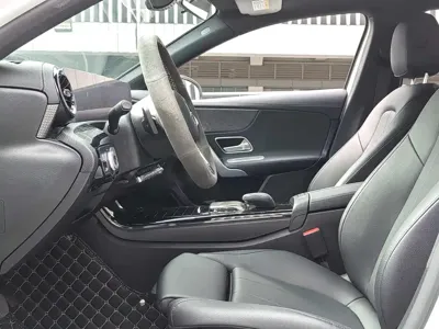 Mercedes-Benz A-Class 2021, 33000 км, за 11594.83 USD