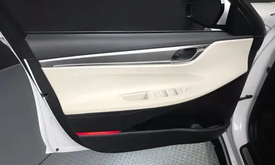 Hyundai Grandeur 2022, 38292 км, за 19537.47 USD - фото 24