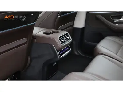 Mercedes-Benz GLS 2024, 36000 км, за 105206.91 USD - фото 10