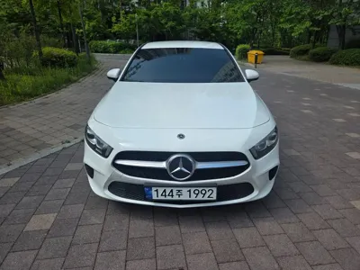 Mercedes-Benz A-Class 2021, 61155 км, за 12800.32 USD