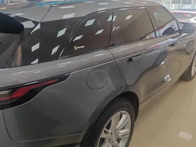 Land Rover Velar 2021, 35600 км, за 27927.65 USD