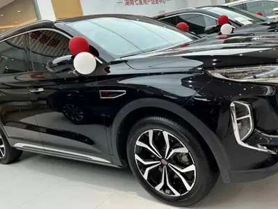 Hongqi Hongqi HS7 2024, 48900 км, за 20423.38 USD