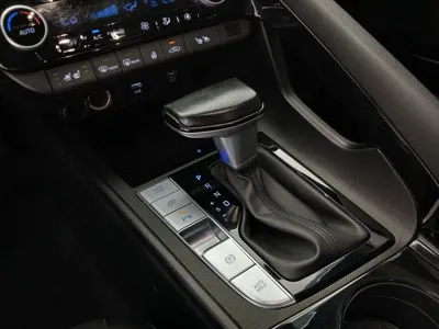 Hyundai Avante 2024, 115233 км, за 8595.43 USD - фото 13