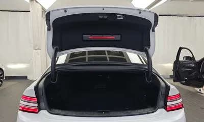 Genesis G80 2023, 66730 км, за 28160.69 USD - фото 20