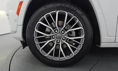 Jeep Cherokee 2022, 48120 км, за 32720.81 USD