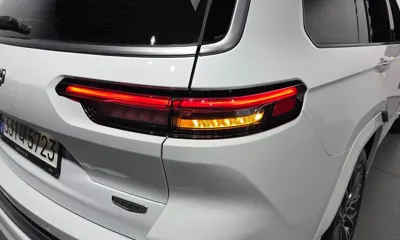 Jeep Cherokee 2022, 48120 км, за 32720.81 USD - фото 23