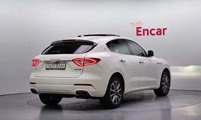 Maserati Levante 2019, 64795 км, за 27522.32 USD