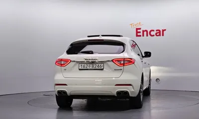 Maserati Levante 2019, 64795 км, за 27522.32 USD