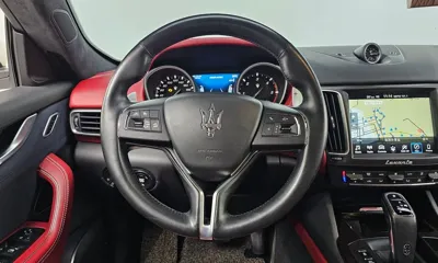 Maserati Levante 2019, 64795 км, за 27522.32 USD - фото 13