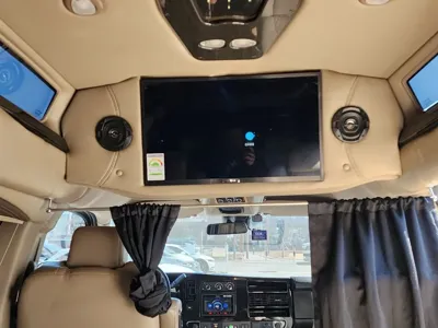 GMC Savana 2020, 152318 км, за 20677.43 USD - фото 7