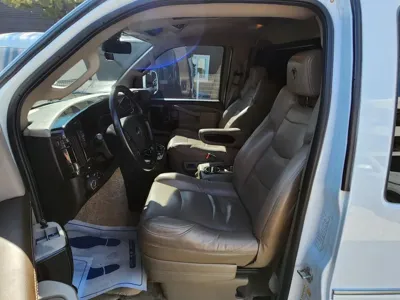 GMC Savana 2020, 152318 км, за 20677.43 USD - фото 10