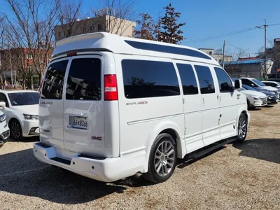 GMC Savana 2020, 152318 км, за 20677.43 USD - фото 12