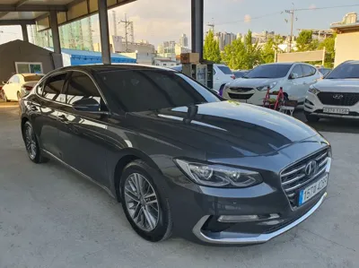 Hyundai Grandeur 2019, 215098 км, за 6254.07 USD - фото 11