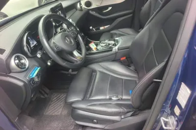 Mercedes-Benz GLC Coupe 2019, 116900 км, за 18383 USD - фото 12
