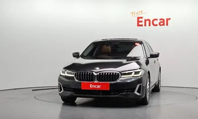 BMW 5-Series 2021, 42056 км, за 21662.07 USD