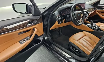 BMW 5-Series 2021, 42056 км, за 21662.07 USD - фото 10