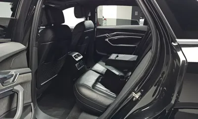 Audi e-tron 2021, 47320 км, за 32390.29 USD - фото 26