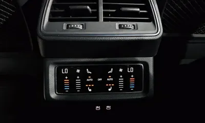 Audi e-tron 2021, 47320 км, за 32390.29 USD - фото 33