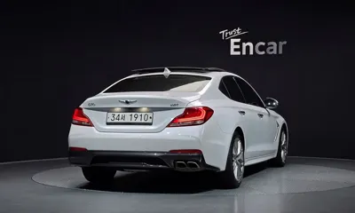 Genesis G70 2019, 37513 км, за 15754.23 USD