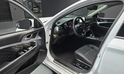 Genesis G70 2019, 37513 км, за 15754.23 USD - фото 10