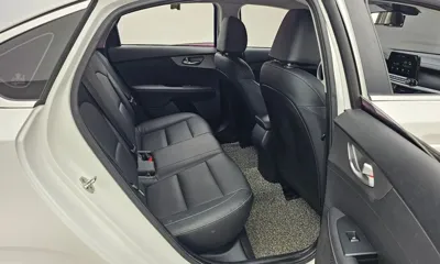 Kia K3 2020, 92703 км, за 7085.74 USD - фото 12