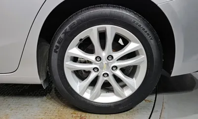 ChevroletGMDaewoo Malibu 2017, 76769 км, за 4296.67 USD