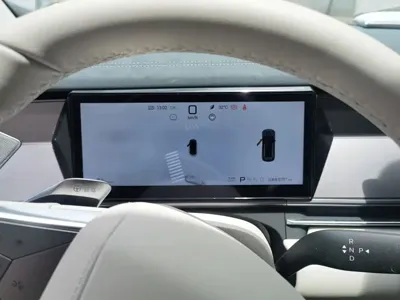 BYD 唐L 2025, 6800 км, за 27760.66 USD