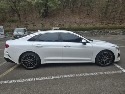 Kia K5 2020, 35235 км, за 13088.32 USD