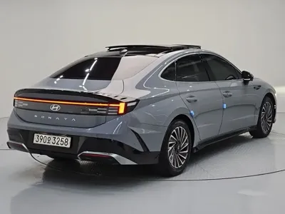 Hyundai Sonata 2024, 31864 км, за 20772.28 USD