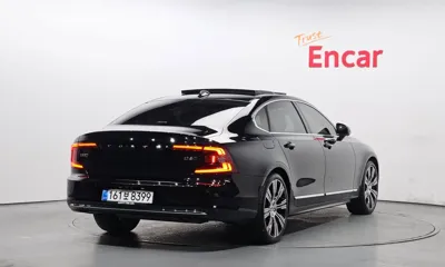 Volvo S90 2024, 23296 км, за 32969.93 USD