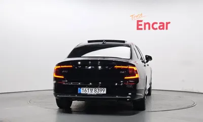 Volvo S90 2024, 23296 км, за 32969.93 USD