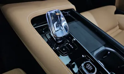 Volvo S90 2024, 23296 км, за 32969.93 USD - фото 9