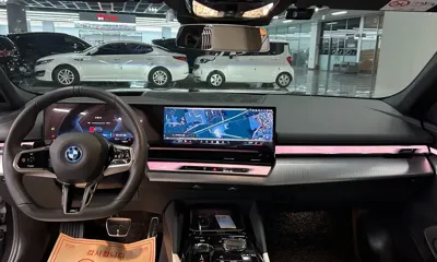 BMW i5 2025, 21820 км, за 45472.34 USD - фото 7