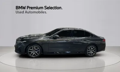 BMW i5 2025, 21820 км, за 45472.34 USD - фото 19