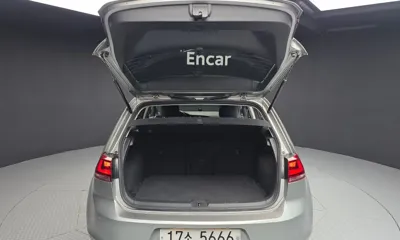 Volkswagen Golf 2014, 78213 км, за 5021.47 USD - фото 20