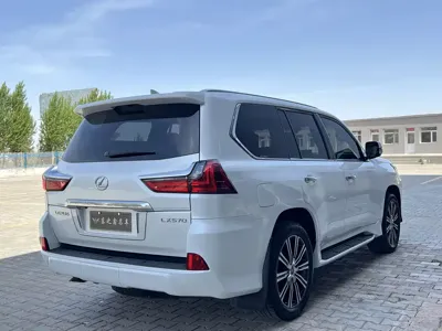 Lexus LX 2020, 120000 км, за 180691.02 USD - фото 6