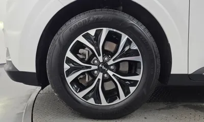 Kia Canival 2023, 55910 км, за 18051.73 USD