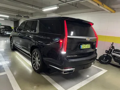 Cadillac Escalade 2021, 55261 км, за 52117.29 USD