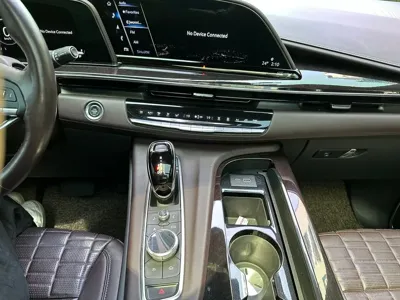 Cadillac Escalade 2021, 55261 км, за 52117.29 USD - фото 9