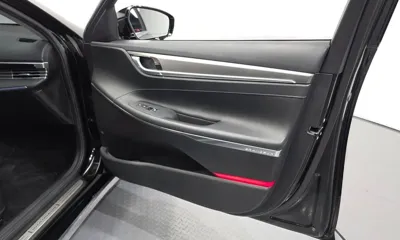 Hyundai Grandeur 2020, 48902 км, за 15570.04 USD - фото 24