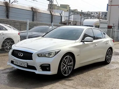 Infiniti Q50 2016, 83070 км, за 7601.8 USD