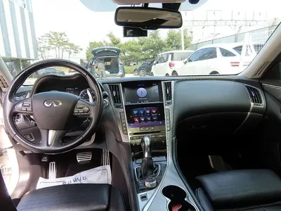 Infiniti Q50 2016, 83070 км, за 7548.9 USD - фото 7