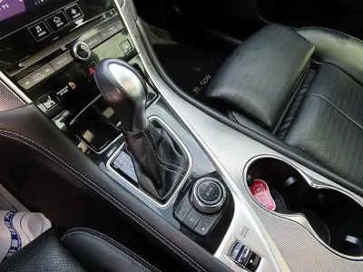 Infiniti Q50 2016, 83070 км, за 7548.9 USD - фото 10