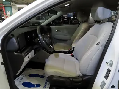 Hyundai Kona 2023, 88302 км, за 12481.31 USD - фото 6