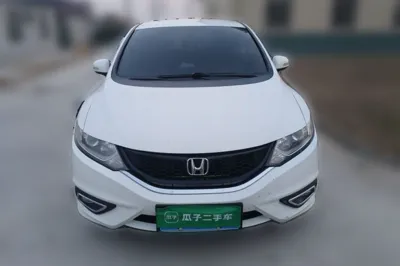 Honda Jade 2013, 119600 км, за 5682 USD