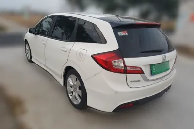 Honda Jade 2013, 119600 км, за 5682 USD