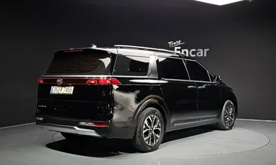 Kia Canival 2021, 88125 км, за 16355.75 USD