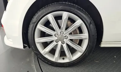 Audi A7 2013, 166094 км, за 7878.82 USD